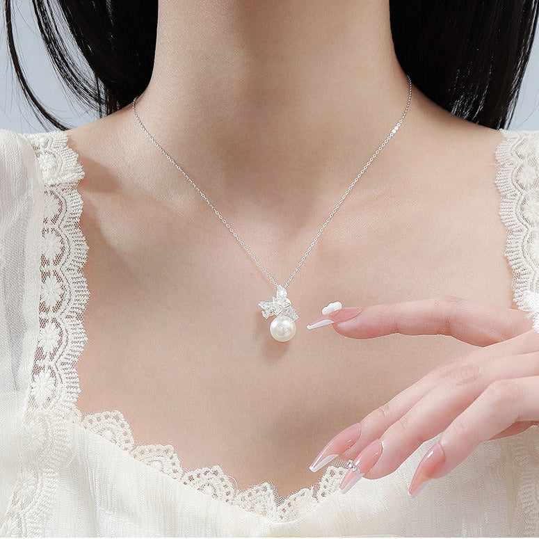 S999 Sterling Silver Butterfly Pearl Necklace