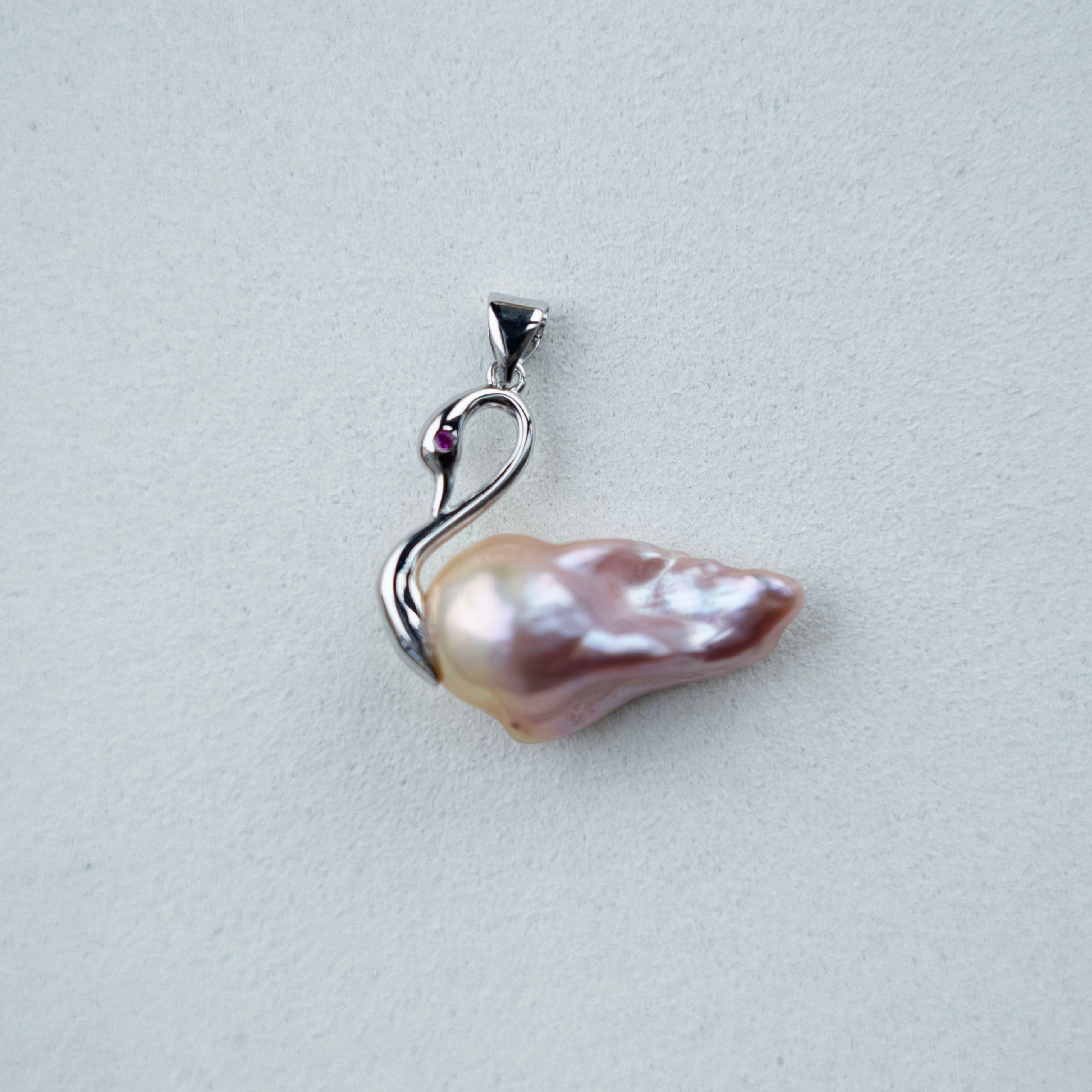 Handmade DIY Pearl Jewelry Swan Shape Baroque Pearl Pendant